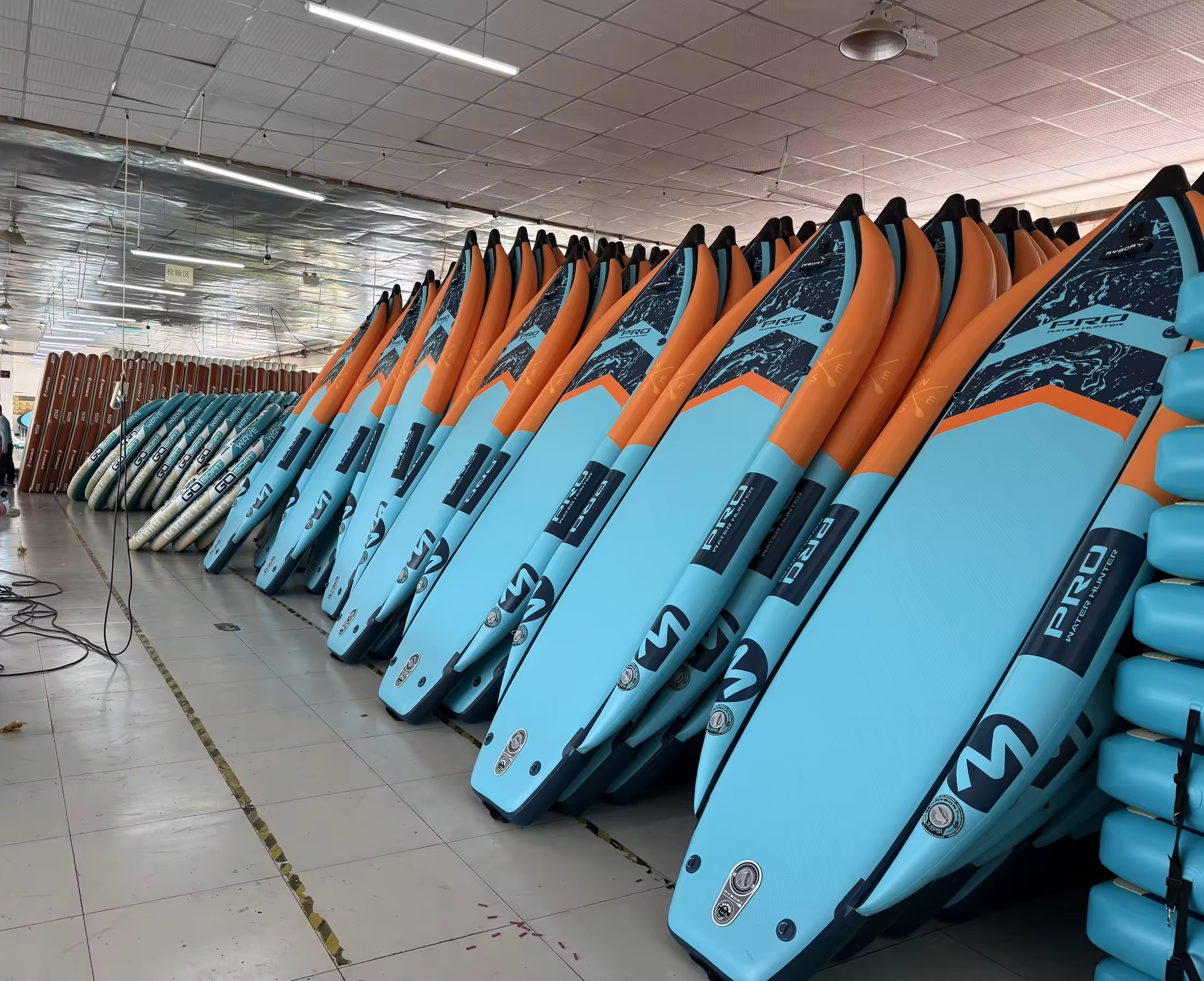 China Factory Inflatable Boat  – Fishing Rod Boat Bewertung und Preis